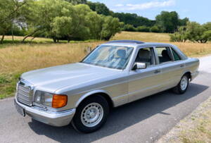 Image 2/24 of Mercedes-Benz 500 SEL (1982)