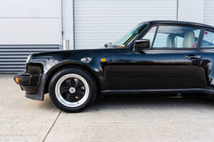 Image 11/67 de Porsche 911 Turbo 3.3 (1986)