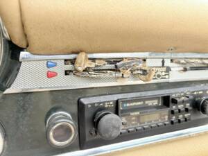 Image 26/50 de Mercedes-Benz 280 SL (1970)