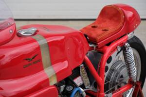 Image 3/44 of Moto Guzzi DUMMY (1972)