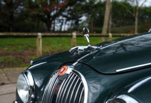 Image 9/31 of Jaguar 340 (1968)