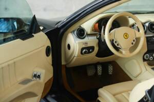 Bild 20/50 von Ferrari 612 Scaglietti (2005)