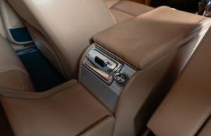 Image 39/43 of Bentley Continental T (1997)