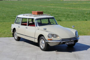 Image 33/50 of Citroën ID 21 Break (1967)