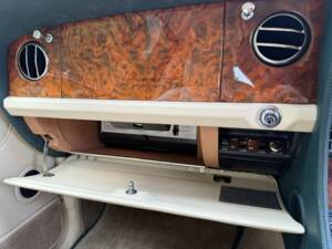 Bild 30/34 von Bentley Continental R (1995)