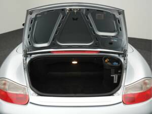 Image 32/45 de Porsche Boxster (2003)