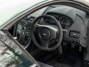 Image 27/65 de Aston Martin Vantage GT8 (2017)