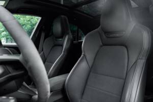 Image 5/13 of Porsche Macan GTS (2026)
