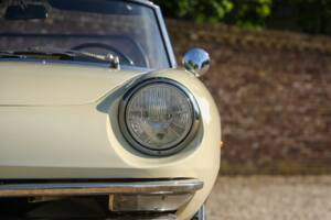 Image 33/50 of Alfa Romeo 1600 Duetto (1967)