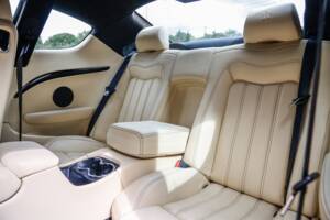 Image 31/43 of Maserati GranTurismo 4.2 (2008)