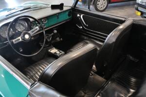 Afbeelding 19/30 van Alfa Romeo 1300 Spider Junior (1969)
