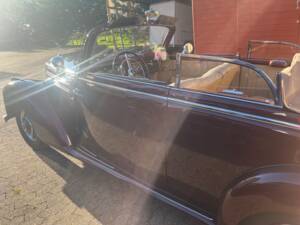 Bild 44/48 von Mercedes-Benz 220 Cabriolet B (1952)