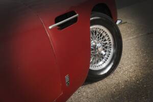 Image 22/23 of Aston Martin DB 6 (1966)