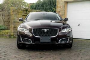 Bild 15/50 von Jaguar XJ 3.0 (2019)