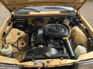 Image 17/33 of Mercedes-Benz 230 TE (1984)