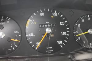 Image 8/10 of Mercedes-Benz 200 D (1982)