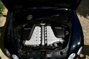 Bild 35/50 von Bentley Continental GTC W12 (2011)