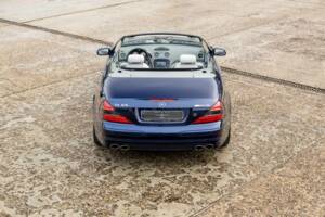 Image 8/42 of Mercedes-Benz SL 65 AMG (2006)
