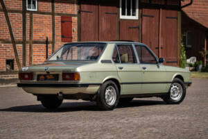 Image 14/46 of BMW 525 (1978)
