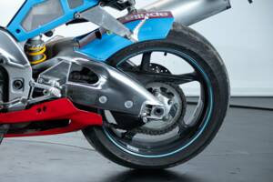 Image 14/50 de Aprilia DUMMY (2002)