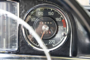 Afbeelding 40/50 van Mercedes-Benz 300 SL Roadster (1961)