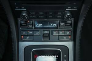 Image 22/25 of Porsche 718 Boxster S (2016)