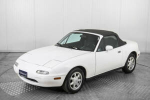 Image 45/50 de Mazda MX-5 1.6 (1990)