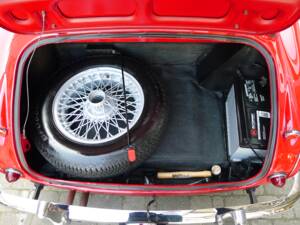 Afbeelding 9/14 van Austin-Healey 3000 Mk II (BJ7) (1963)