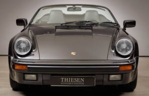 Image 13/23 of Porsche 911 Carrera 3.2 (WTL) (1989)
