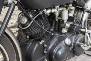 Bild 18/44 von Vincent Black Shadow C (1952)