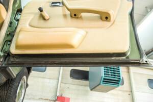 Afbeelding 47/50 van Mercedes-Benz 200 T (1982)