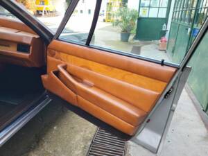 Image 27/47 de Maserati Quattroporte 4200 (1981)