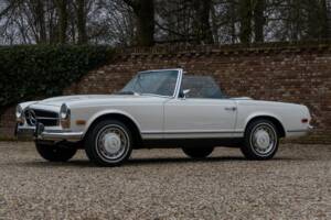 Bild 15/50 von Mercedes-Benz 280 SL (1970)