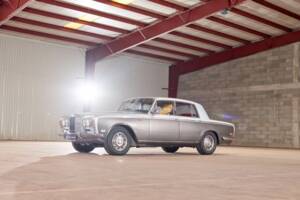 Imagen 2/74 de Rolls-Royce Silver Shadow I (1971)