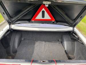 Image 44/49 of Mercedes-Benz 230 C (1980)