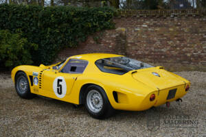 Image 32/50 of Bizzarrini GT Strada 5300 (1965)