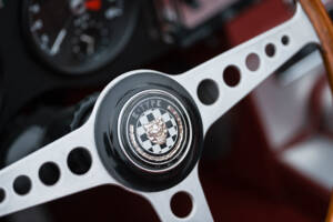 Image 7/21 of Jaguar E-Type 3.8 Flat Floor (1961)