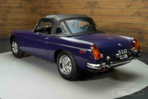 Afbeelding 12/19 van MG MGB (1974)