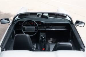Image 29/68 of Porsche 911 Speedster 3.2 (1989)