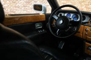 Bild 27/50 von Rolls-Royce Phantom VII (2004)
