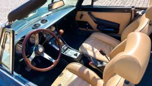 Bild 12/16 von Alfa Romeo 2000 Spider Veloce (1981)