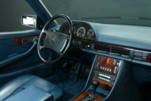 Bild 28/50 von Mercedes-Benz 560 SEC (1988)