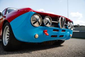 Imagen 14/81 de Alfa Romeo 1750 GT Veloce (1968)