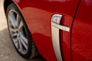 Image 26/50 of Jaguar XKR (2007)