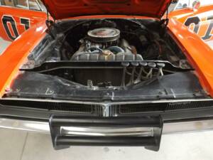 Bild 44/50 von Dodge Charger 383 (1969)