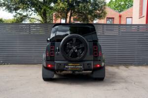 Image 15/61 de Land Rover Defender 110 D200 AWD (2023)