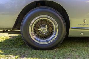 Imagen 23/47 de Ferrari 330 GT 2+2 (1964)