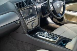 Afbeelding 26/37 van Jaguar XKR (2009)