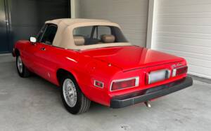 Bild 1/11 von Alfa Romeo 1600 Spider (1978)
