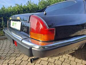 Image 16/40 of Jaguar XJ-S 3.6 (1987)